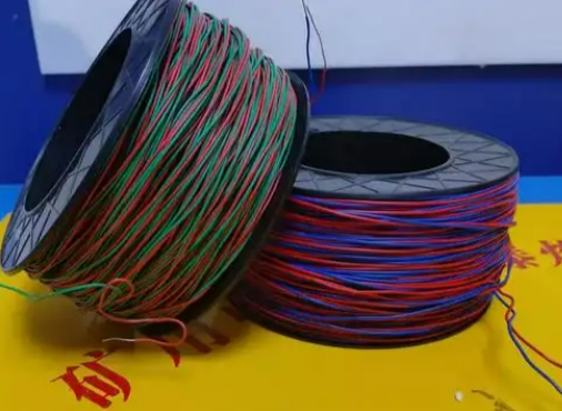 正宁放炮线的主要材质有哪些？不同材质的适用场景有何区别？