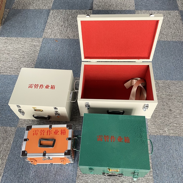 正宁爆破工程作业箱如何选择?玻璃钢与传统材质的全面对比
